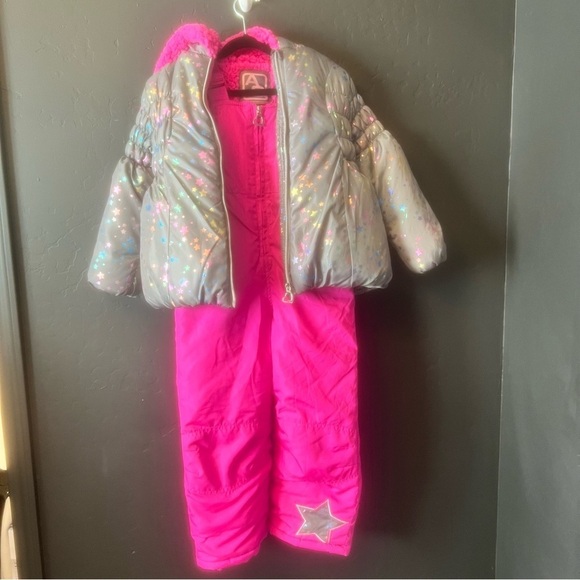 A Q girl snow outfit Size: 5/6 Color: pink/ gray - Picture 1 of 13